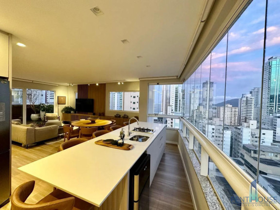 Imagem Cobertura com 4 Quartos à Venda, 240 m² em Centro - Balneário Camboriú Imagem Cobertura com 4 Quartos à Venda, 240 m² em Centro - Balneário Camboriú