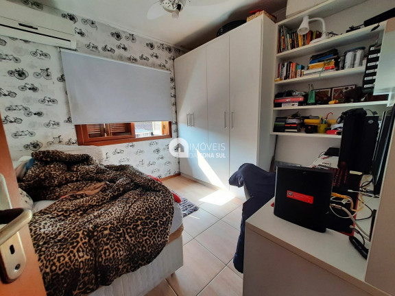 Imagem Casa com 2 Quartos à Venda, 90 m² Imagem Casa com 2 Quartos à Venda, 90 m²