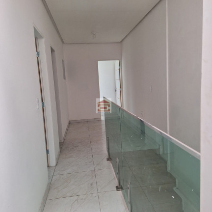 Imagem Casa com 4 Quartos à Venda, 280 m² Imagem Casa com 4 Quartos à Venda, 280 m²