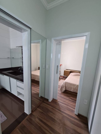Imagem Casa com 3 Quartos à Venda, 300 m² em Centro - Pouso Alegre Imagem Casa com 3 Quartos à Venda, 300 m² em Centro - Pouso Alegre