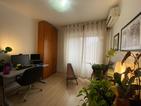 Imagem Imóvel com 2 Quartos à Venda, 77 m² em Higienópolis - Porto Alegre Imagem Imóvel com 2 Quartos à Venda, 77 m² em Higienópolis - Porto Alegre