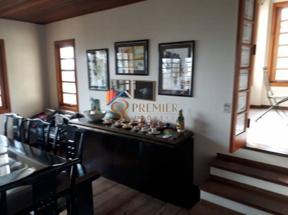Imagem Casa com 3 Quartos à Venda, 210 m² em Jardim Morumbi, Centro - Florianópolis