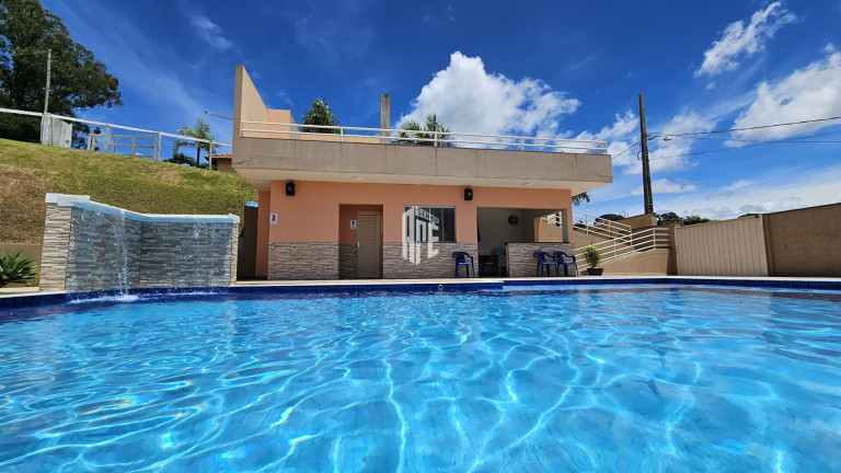 Imóvel com 6 Quartos à Venda, 2.600 m² em Centro - Monte Sião