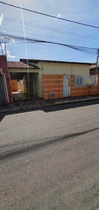 Imagem Casa com 3 Quartos à Venda, 300 m² em Cristo Rei - Várzea Grande Imagem Casa com 3 Quartos à Venda, 300 m² em Cristo Rei - Várzea Grande
