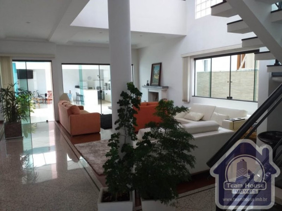 Imagem Casa de Condomínio com 3 Quartos à Venda, 515 m² em Vila Colorado - Suzano Imagem Casa de Condomínio com 3 Quartos à Venda, 515 m² em Vila Colorado - Suzano