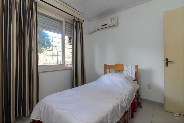 Imagem Imóvel com 1 Quarto à Venda, em Cavalhada - Porto Alegre Imagem Imóvel com 1 Quarto à Venda, em Cavalhada - Porto Alegre