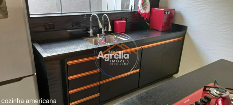 Imagem Casa com 4 Quartos à Venda, 170 m² em Jardim áurea - Mogi Mirim Imagem Casa com 4 Quartos à Venda, 170 m² em Jardim áurea - Mogi Mirim