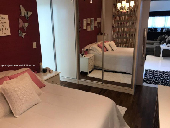 Imagem Casa à Venda, em São Paulo 2 - Cotia Imagem Casa à Venda, em São Paulo 2 - Cotia