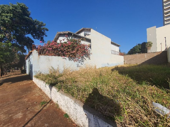 Imagem Casa com 4 Quartos à Venda, 266 m² em Jardim São Luiz - Ribeirão Preto Imagem Casa com 4 Quartos à Venda, 266 m² em Jardim São Luiz - Ribeirão Preto