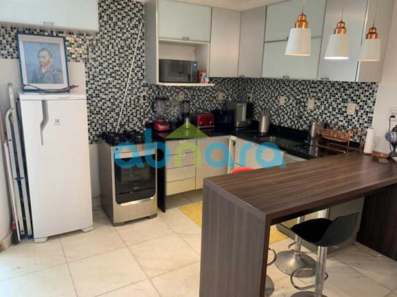 Imagem Apartamento com 2 Quartos à Venda, 70 m² em Ipanema - Rio De Janeiro Imagem Apartamento com 2 Quartos à Venda, 70 m² em Ipanema - Rio De Janeiro