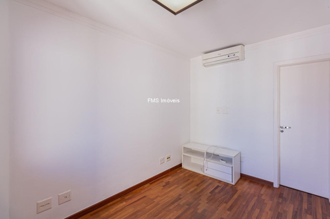 Imagem Imóvel com 2 Quartos para Alugar, 83 m² em Moema - São Paulo Imagem Imóvel com 2 Quartos para Alugar, 83 m² em Moema - São Paulo