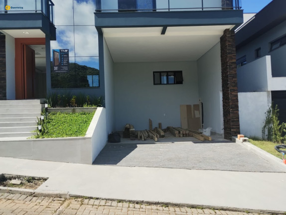 Imagem Casa de Condomínio com 3 Quartos à Venda, 558 m² em Itacorubi - Florianópolis Imagem Casa de Condomínio com 3 Quartos à Venda, 558 m² em Itacorubi - Florianópolis