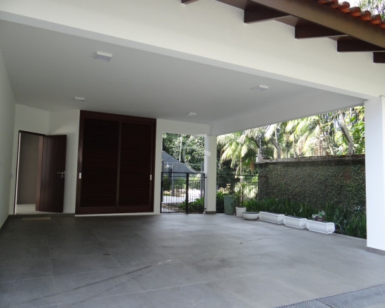 Imagem Casa com 4 Quartos à Venda, 500 m² em Glória - Joinville