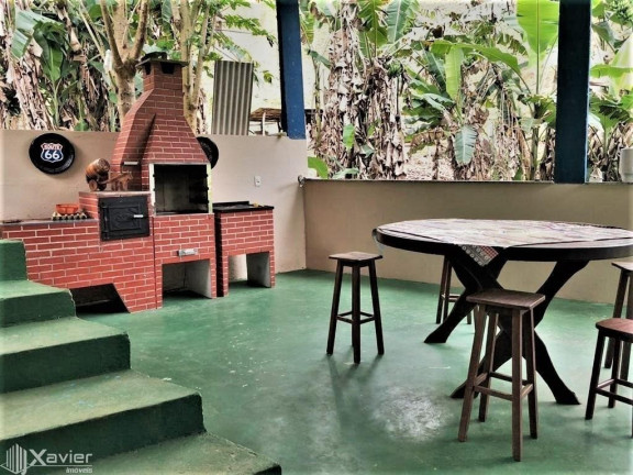 Imagem Imóvel com 3 Quartos à Venda, 135.000 m²