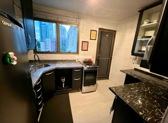 Imagem Imóvel com 3 Quartos à Venda, 220 m² em Vila Andrade - São Paulo Imagem Imóvel com 3 Quartos à Venda, 220 m² em Vila Andrade - São Paulo