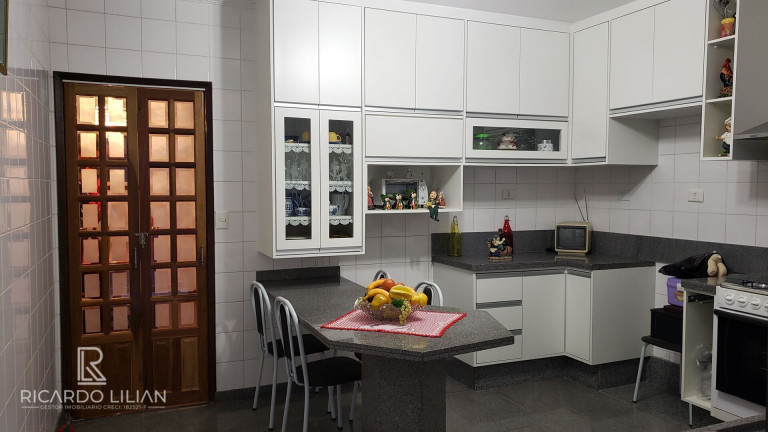Imagem Casa com 3 Quartos à Venda, 296 m² em Parque Continental I - Guarulhos Imagem Casa com 3 Quartos à Venda, 296 m² em Parque Continental I - Guarulhos