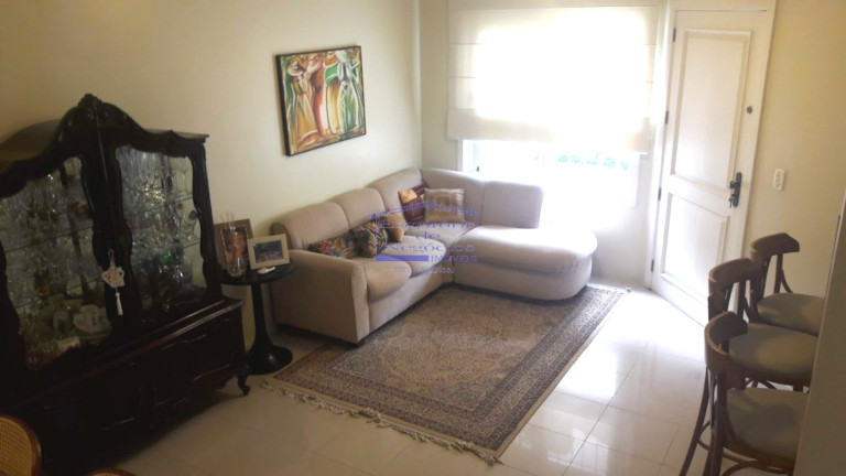Imagem Casa com 3 Quartos para Alugar, 140 m² em Ipanema - Porto Alegre Imagem Casa com 3 Quartos para Alugar, 140 m² em Ipanema - Porto Alegre