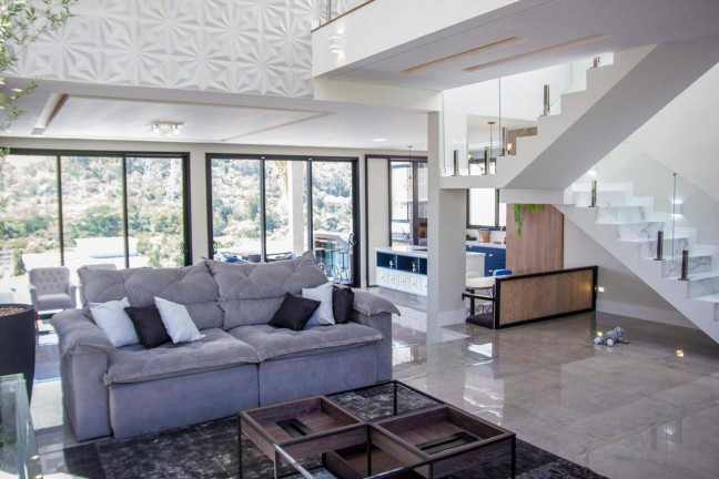 Imagem Casa com 3 Quartos à Venda, 330 m² em Alphaville - Santana De Parnaíba Imagem Casa com 3 Quartos à Venda, 330 m² em Alphaville - Santana De Parnaíba