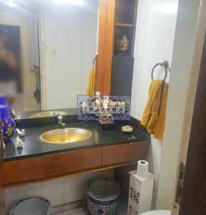 Imagem Imóvel com 3 Quartos à Venda, 180 m² em Tijuca - Rio De Janeiro Imagem Imóvel com 3 Quartos à Venda, 180 m² em Tijuca - Rio De Janeiro