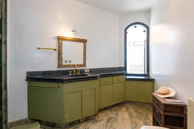 Imagem Casa com 6 Quartos à Venda, 1.224 m² em Condomínio Iolanda - Taboão Da Serra