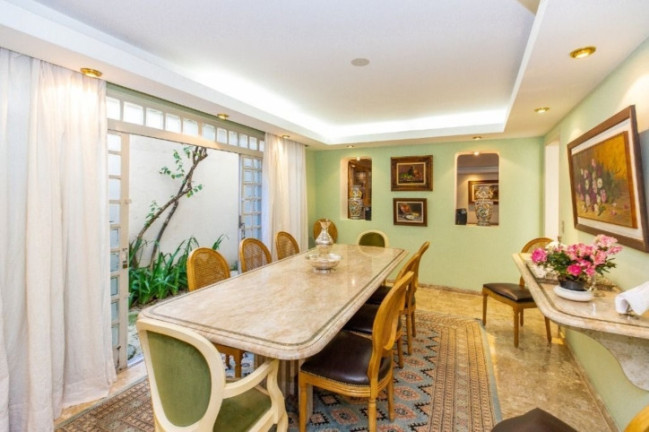 Imagem Casa com 3 Quartos à Venda, em Sumaré - São Paulo Imagem Casa com 3 Quartos à Venda, em Sumaré - São Paulo
