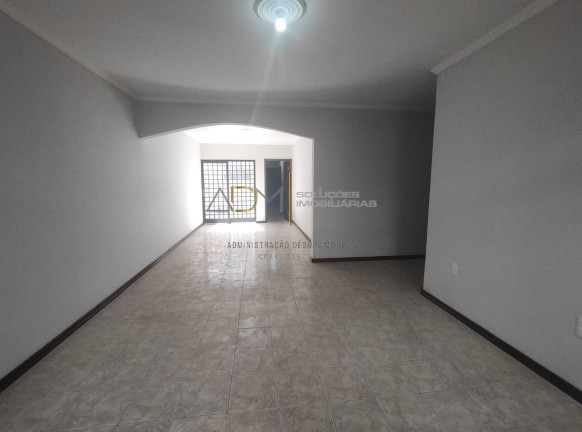 Imagem Casa com 4 Quartos à Venda, 400 m² em Vila Pinheiro Machado - Botucatu Imagem Casa com 4 Quartos à Venda, 400 m² em Vila Pinheiro Machado - Botucatu