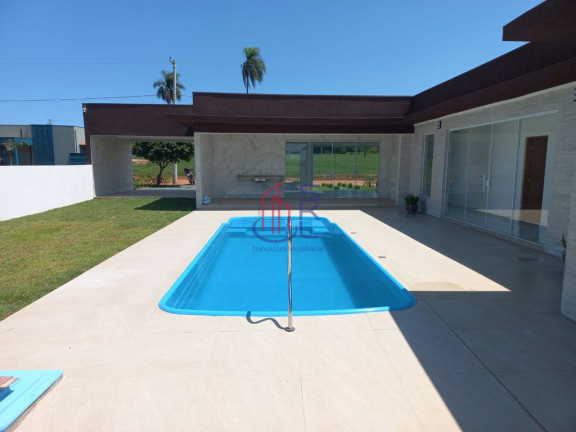 Imagem Casa com 4 Quartos à Venda, 265 m² em Barreira - Arandu