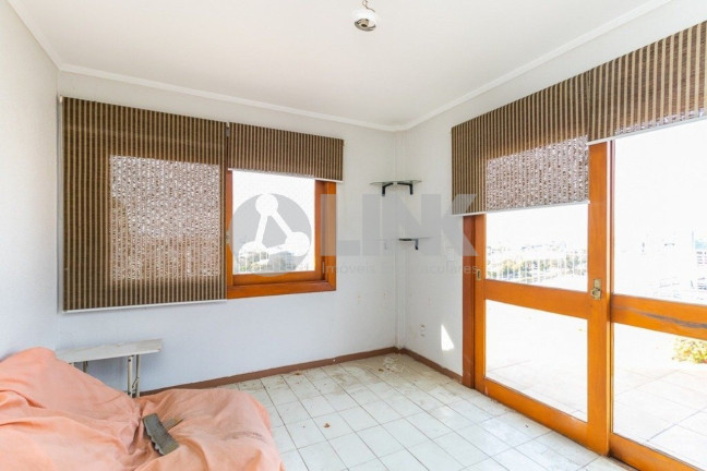 Imagem Imóvel com 2 Quartos à Venda, 152 m² em Menino Deus - Porto Alegre Imagem Imóvel com 2 Quartos à Venda, 152 m² em Menino Deus - Porto Alegre