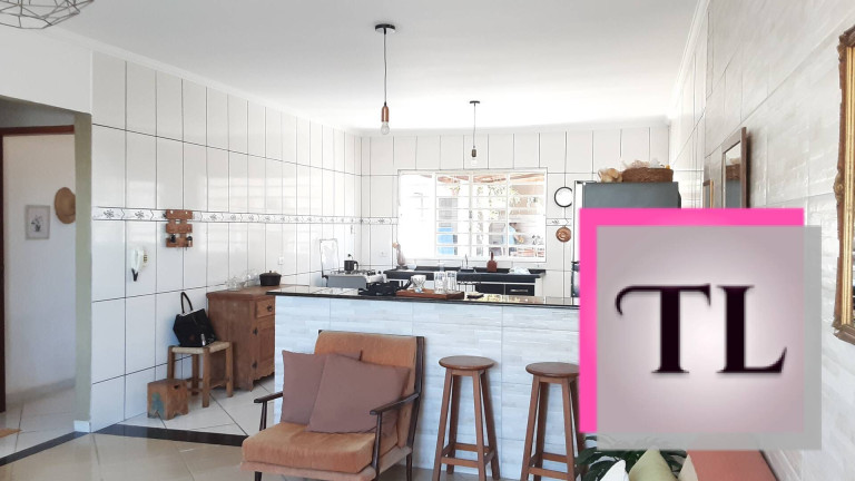 Imagem Casa com 2 Quartos à Venda, 220 m² em Loteamento Campo Das Aroeiras - Poços De Caldas Imagem Casa com 2 Quartos à Venda, 220 m² em Loteamento Campo Das Aroeiras - Poços De Caldas