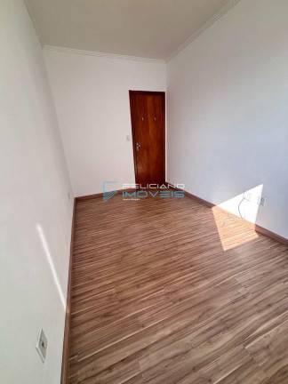 Imagem Apartamento com 2 Quartos à Venda, 60 m² em Guilhermina - Praia Grande Imagem Apartamento com 2 Quartos à Venda, 60 m² em Guilhermina - Praia Grande