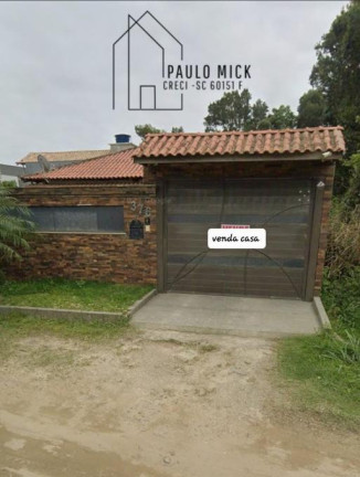 Casa à Venda,  em Rua Labradorita - Bombinhas Sc