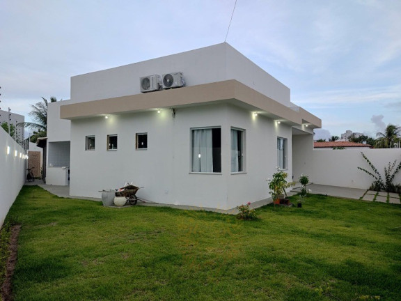 Imagem Casa com 3 Quartos à Venda, 411 m² em Aruana - Aracaju Imagem Casa com 3 Quartos à Venda, 411 m² em Aruana - Aracaju