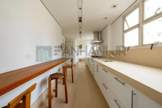 Imagem Imóvel com 3 Quartos à Venda, 180 m² em Jardim Europa - São Paulo Imagem Imóvel com 3 Quartos à Venda, 180 m² em Jardim Europa - São Paulo