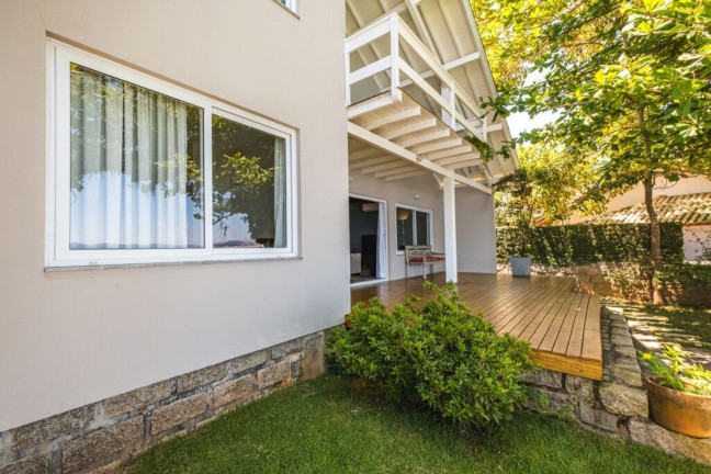 Imagem Imóvel com 3 Quartos à Venda, 137 m² em Cacupé - Florianópolis Imagem Imóvel com 3 Quartos à Venda, 137 m² em Cacupé - Florianópolis