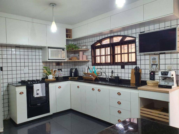 Imagem Casa com 3 Quartos à Venda, 192 m² em Campo Grande - Rio De Janeiro