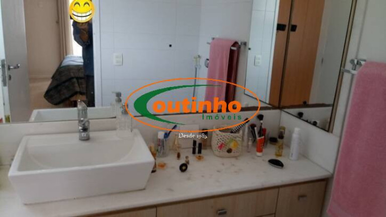 Imagem Apartamento com 4 Quartos à Venda, 178 m² em Maracanã - Rio De Janeiro Imagem Apartamento com 4 Quartos à Venda, 178 m² em Maracanã - Rio De Janeiro