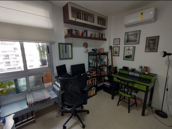 Imagem Apartamento com 2 Quartos à Venda, 110 m² em Icaraí - Niterói Imagem Apartamento com 2 Quartos à Venda, 110 m² em Icaraí - Niterói