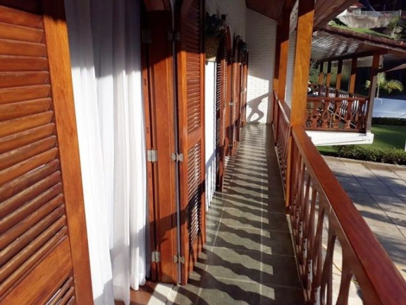 Imagem Casa com 4 Quartos à Venda, 500 m² em Comary - Teresópolis