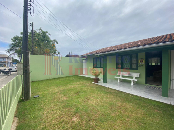 Imagem Casa com 6 Quartos à Venda, 180 m² em Itapema Do Norte - Itapoá Imagem Casa com 6 Quartos à Venda, 180 m² em Itapema Do Norte - Itapoá