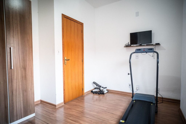 Imagem Casa com 4 Quartos à Venda, 199 m² em Protásio Alves - Porto Alegre Imagem Casa com 4 Quartos à Venda, 199 m² em Protásio Alves - Porto Alegre