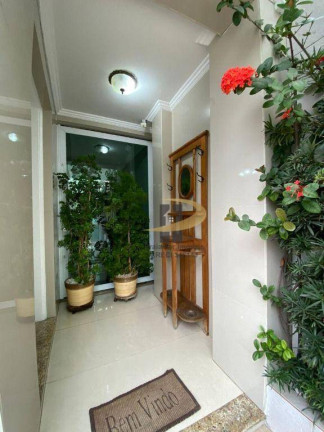 Imagem Sobrado com 4 Quartos à Venda, 218 m² em Boqueirão - Santos