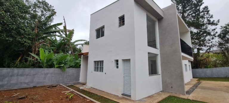 Imagem Sobrado com 3 Quartos à Venda, 176 m² em Chácaras Ceres - Suzano Imagem Sobrado com 3 Quartos à Venda, 176 m² em Chácaras Ceres - Suzano
