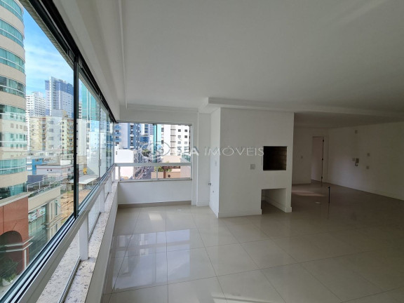 Imagem Apartamento com 3 Quartos à Venda, 159 m² em Centro - Balneário Camboriú Imagem Apartamento com 3 Quartos à Venda, 159 m² em Centro - Balneário Camboriú