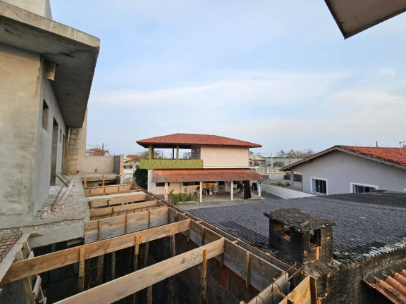 Imagem Casa com 6 Quartos à Venda, 160 m² em Centro - Balneário Barra Do Sul Imagem Casa com 6 Quartos à Venda, 160 m² em Centro - Balneário Barra Do Sul
