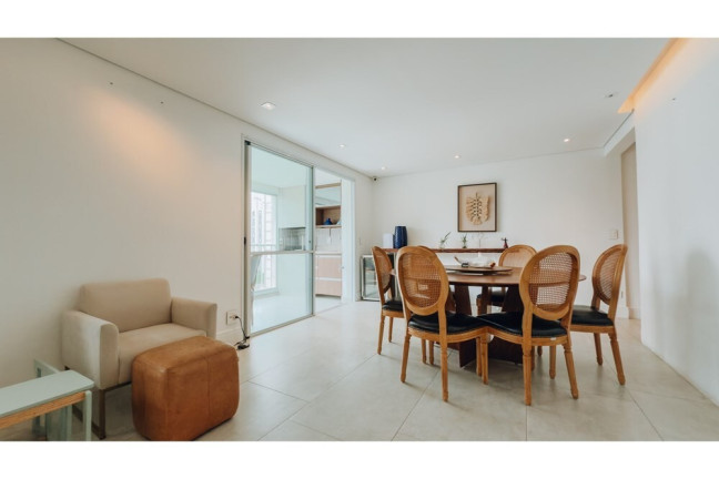 Imagem Imóvel com 3 Quartos à Venda, 143 m² em Moema - São Paulo Imagem Imóvel com 3 Quartos à Venda, 143 m² em Moema - São Paulo