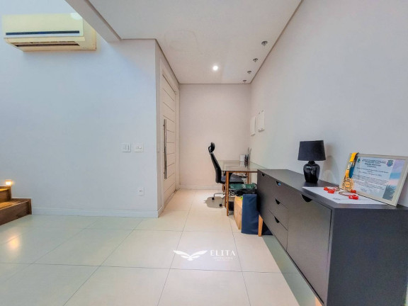 Imagem Sobrado com 3 Quartos à Venda, 238 m² em Jardim Icaraí - Barra Velha