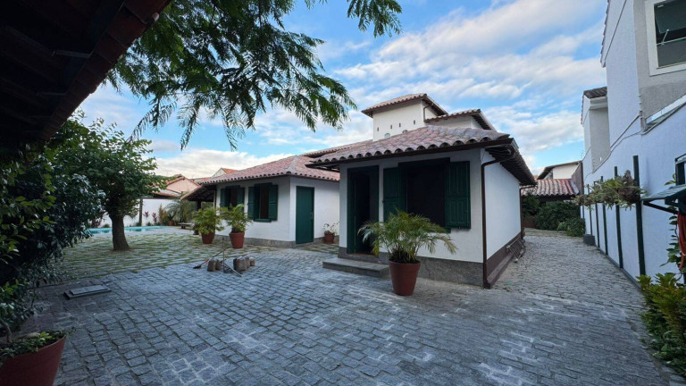 Imagem Casa com 5 Quartos para Alugar, 450 m² em Portinho - Cabo Frio Imagem Casa com 5 Quartos para Alugar, 450 m² em Portinho - Cabo Frio