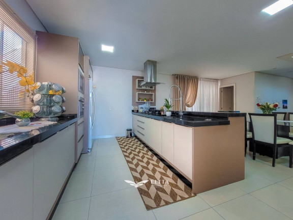 Imagem Sobrado com 3 Quartos à Venda, 238 m² em Jardim Icaraí - Barra Velha