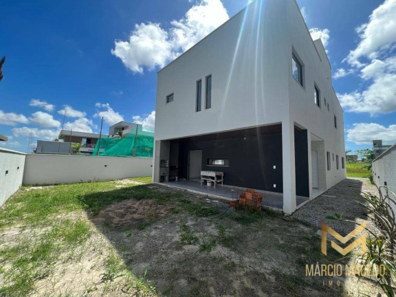 Imagem Casa com 4 Quartos à Venda, 300 m² em Cidade Alpha - Eusébio Imagem Casa com 4 Quartos à Venda, 300 m² em Cidade Alpha - Eusébio
