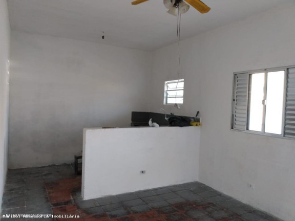 Imagem Casa com 1 Quarto à Venda, em Vera Cruz - Mongaguá Imagem Casa com 1 Quarto à Venda, em Vera Cruz - Mongaguá
